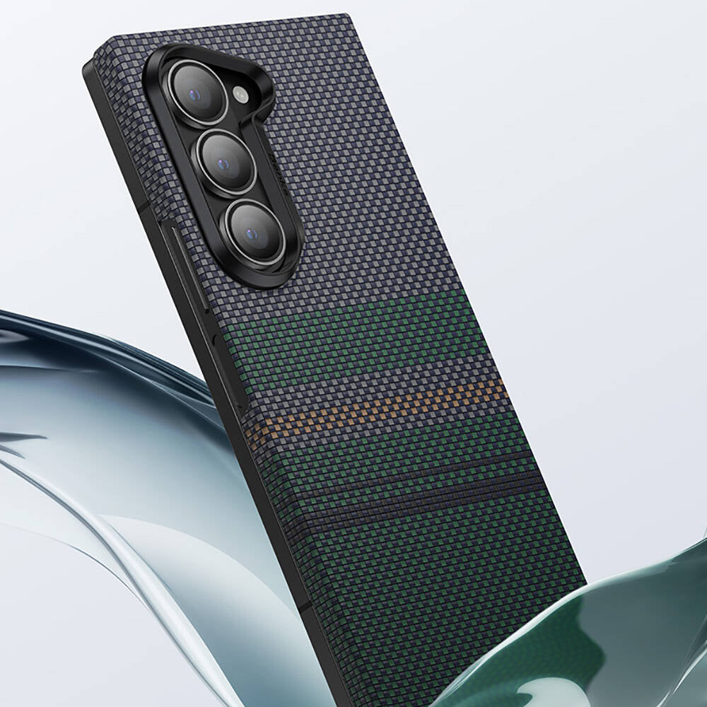 Galaxy Z Fold 6 Kılıf Karbon Fiber Tasarımlı Benks Aurora ArmorAir Kevlar Kılıf Galaxy Z Fold 6 Kılıf Karbon Fiber Tasarımlı Benks Aurora ArmorAir Kevlar Kılıf